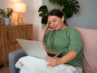 Psicóloga Online - Acompanhe sua jornada de saúde mental com a Fernanda Balthazar