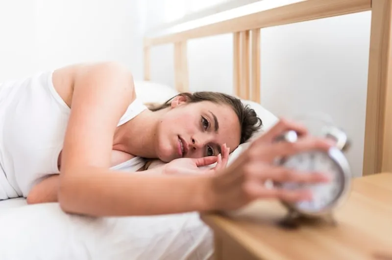 Descubra o Segredo da Boa Dormida e Enfrente a Insônia Com a Psicóloga Fernanda Balthazar